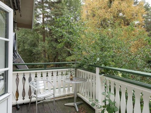 Μπαλκόνι ή βεράντα στο Stunning Home In Djurhamn With 6 Bedrooms, Wifi And Sauna