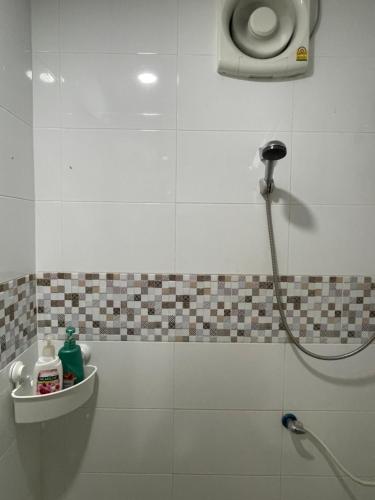 Bilik mandi di P & H Residence NorthGate
