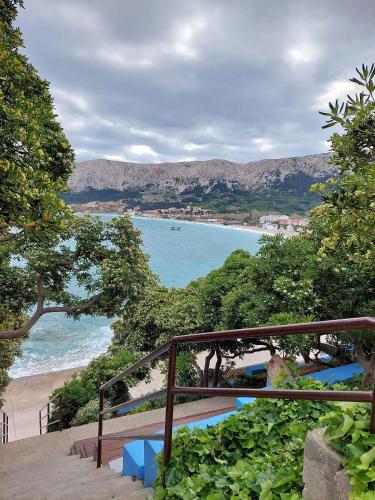 Zimmer in Baska 300 Meter vom Strand