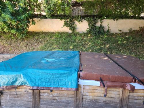 Westside Retreat w Yard, Grill, Hot Tub, Near Sofi Stadium, LAX, and the Beach photo 45