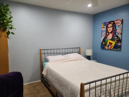 Westside Retreat w Yard, Grill, Hot Tub, Near Sofi Stadium, LAX, and the Beach photo 24