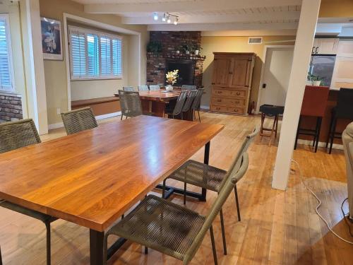 Westside Retreat w Yard, Grill, Hot Tub, Near Sofi Stadium, LAX, and the Beach photo 13