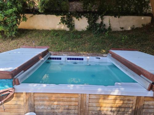 Westside Retreat w Yard, Grill, Hot Tub, Near Sofi Stadium, LAX, and the Beach photo 47