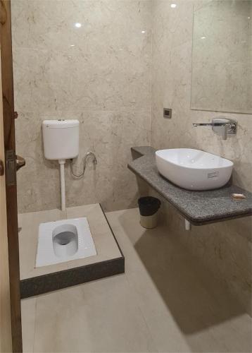 Ένα μπάνιο στο Hotel Jia International
