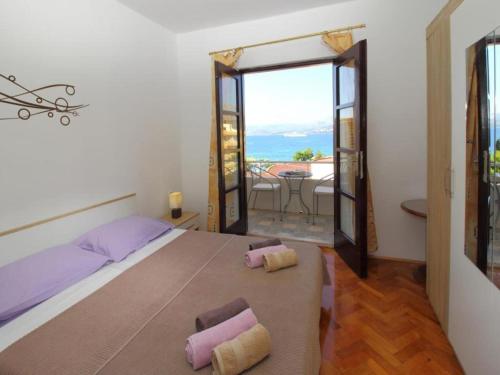 Apartments Dubreta - Superior Two Bedroom Apartment with Balcony 2nd Floor