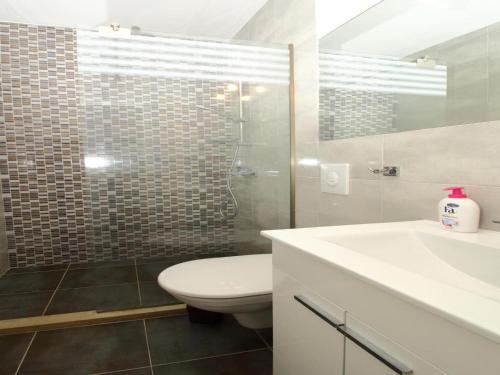 Apartments Dubreta - Superior Two Bedroom Apartment with Balcony 2nd Floor