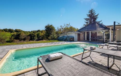 3 Bedroom Nice Home In Vurnovec