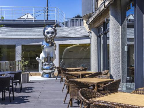 Imagen de la galería de WeBase KAMAKURA, en Kamakura