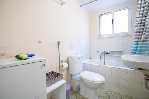 Metaxourgio 2 person apartment by MPS