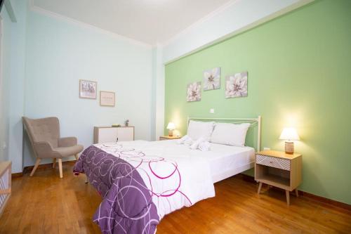 Metaxourgio 2 person apartment by MPS