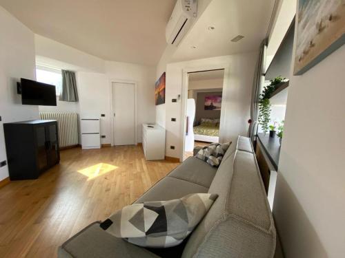Η κουζίνα ή μικρή κουζίνα στο Penthouse with Big Terrace in Residence with Pool