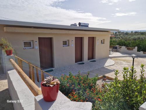 Το κτήριο όπου στεγάζεται  το bed & breakfast