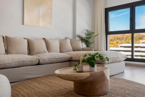 Modern Penthouse - near Beach & Oldtown