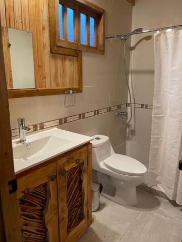 Koupelna v ubytování Cabañas bello horizonte