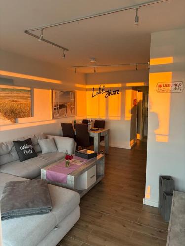 Posezení v ubytování Ferienwohnung Lieblingsplatz