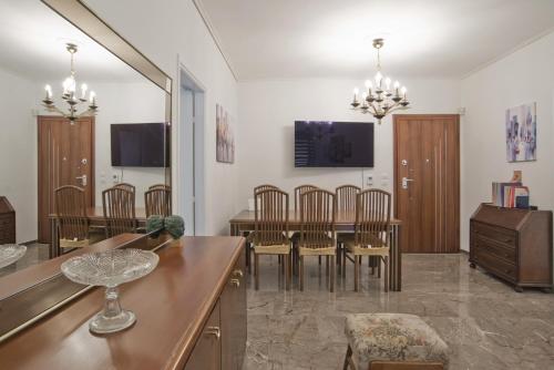 Afrodite Classic Residence, 2BR, WiFi, City View