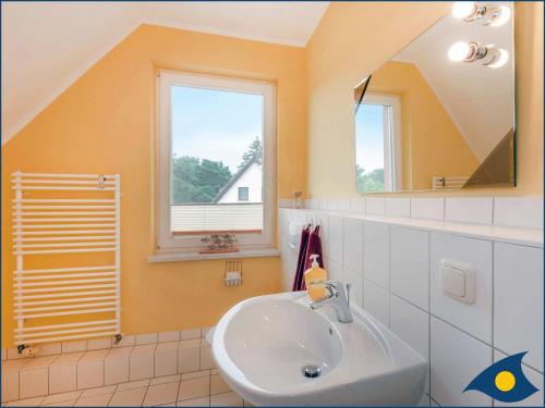 Ένα μπάνιο στο Ferienwohnung am Krebssee Whg "Adler"