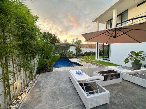 Taman di luar Villa Noeul Seminyak - Private Pool And Fast Wifi