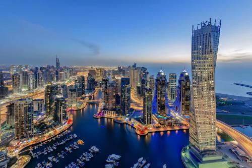 Vacay Lettings - Iris blue spectacular Marina view Apartment