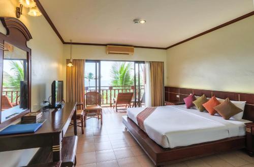 Gallery image of Lanta Casuarina Beach Resort - SHA Plus in Ko Lanta