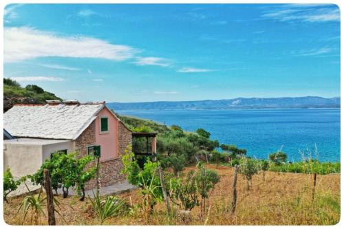 House Smokovlje Secluded Beachfront Escape