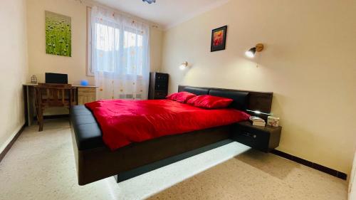 Postel nebo postele na pokoji v ubytování Chez Dodi