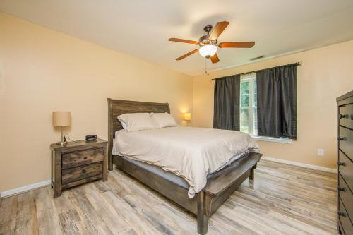 Postel nebo postele na pokoji v ubytování The Strickland Stopover