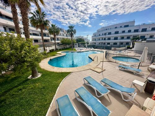 Πισίνα στο ή κοντά στο Terraza 250 m2 # BBQ # Playa 8min # Padel # WIFI # Apartamento