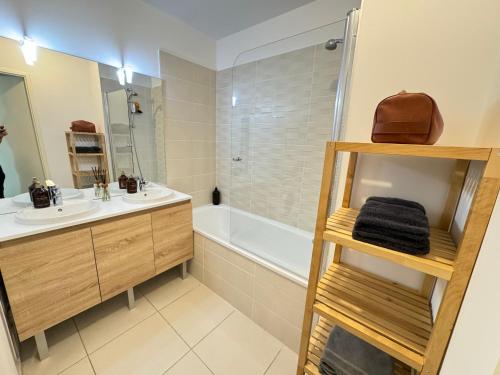Appartement T3 moderne et cosy, à Hopitaux-Facultés