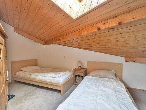 Appartement cosy à 400m du centre, proche pistes, balcon, parking, 6 pers, linge inclus