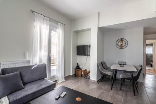DOTANIS- luxurious penthouse