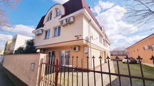 Jokai sor II Apartman