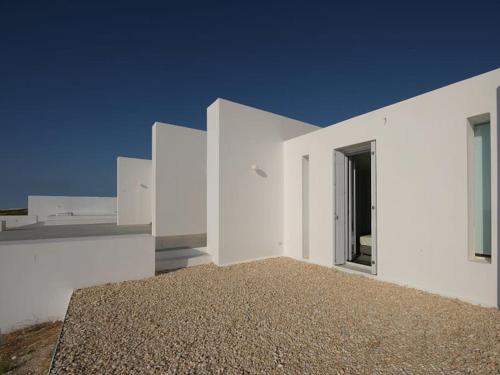 Gambar di galeri bagi Luxury villa-The Edge di Sarakíniko