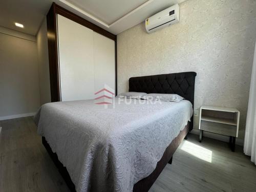 Postel nebo postele na pokoji v ubytování Apartamento para aluguel de temporada Bombas