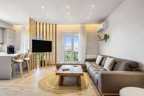 Three-Bedroom Elegant City Living