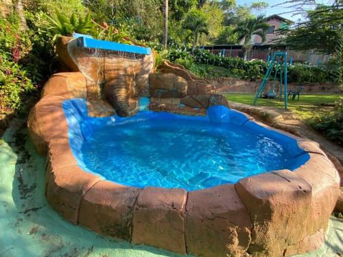 Gallery image of Finca con piscina balcón cerca al rio san rafael in San Carlos