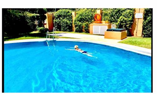 MARBELLA BEACHFRONT - Beachside apartment with stunning sea views