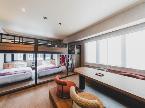 &Here OSAKA NAMBA — Photo of the whole room