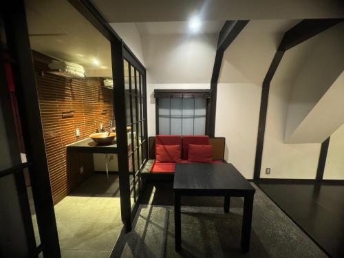 Kuchyň nebo kuchyňský kout v ubytování EN Hotel Shibuya