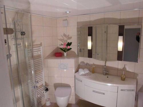 Ένα μπάνιο στο Zschorlich Comfortable holiday residence