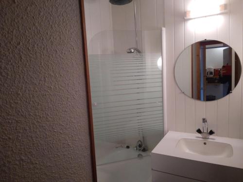 Studio fonctionnel 4 pers - Proche pistes et commerces - Animaux admis - Parking inclus