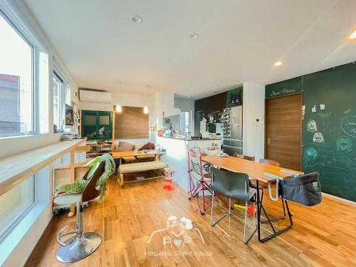 A t a shinchi share house