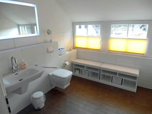 Vannituba majutusasutuses Dune 8 Comfortable holiday residence