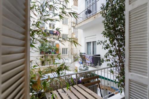 Stylish, Quiet & Relaxing, a Hidden Gem near the Acropolis