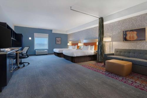 Postel nebo postele na pokoji v ubytování Home2 Suites by Hilton Stillwater