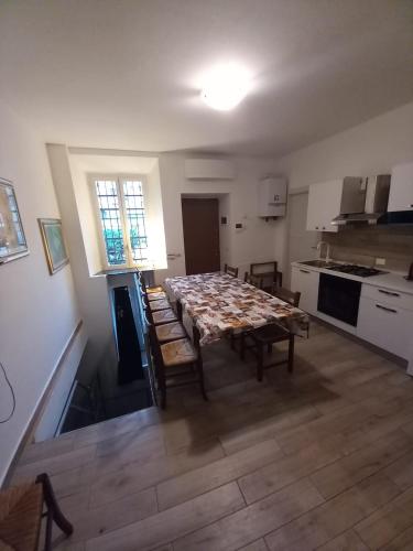 3 rooms station Central free parking