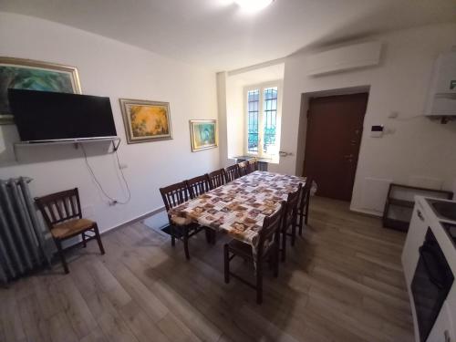 3 rooms station Central free parking