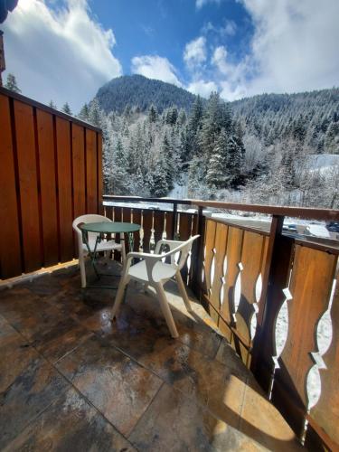 2 pieces Morzine