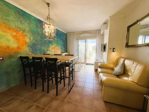 Seaview Penthouse Apartment