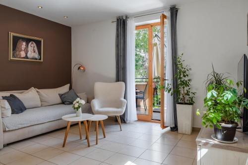 Apartment Four Seasons